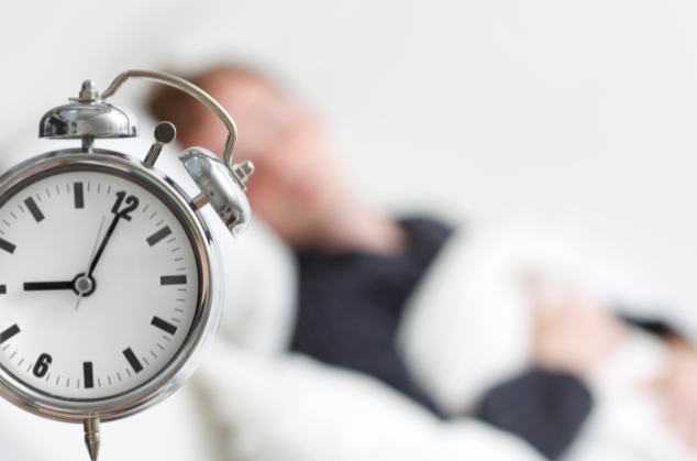 Dormir bien: El impacto del cambio de hora en tu sueño