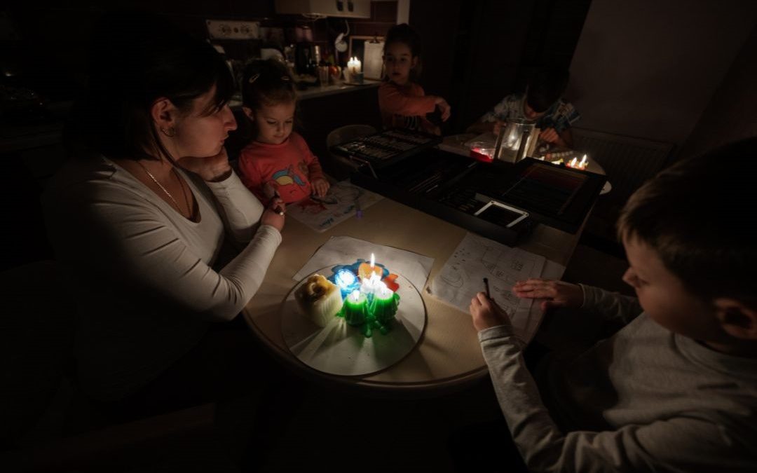 Cómo el apagón del 28 de abril afectó al sueño: ansiedad, estrés y consejos para recuperarlo
